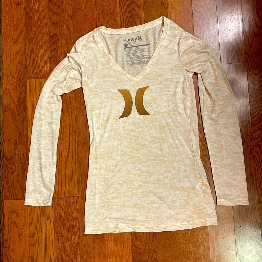 Hurley super soft long sleeve T-shirt.  Size Small.  
Like new